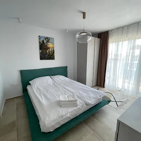 Dimargo Villa Lozenets
